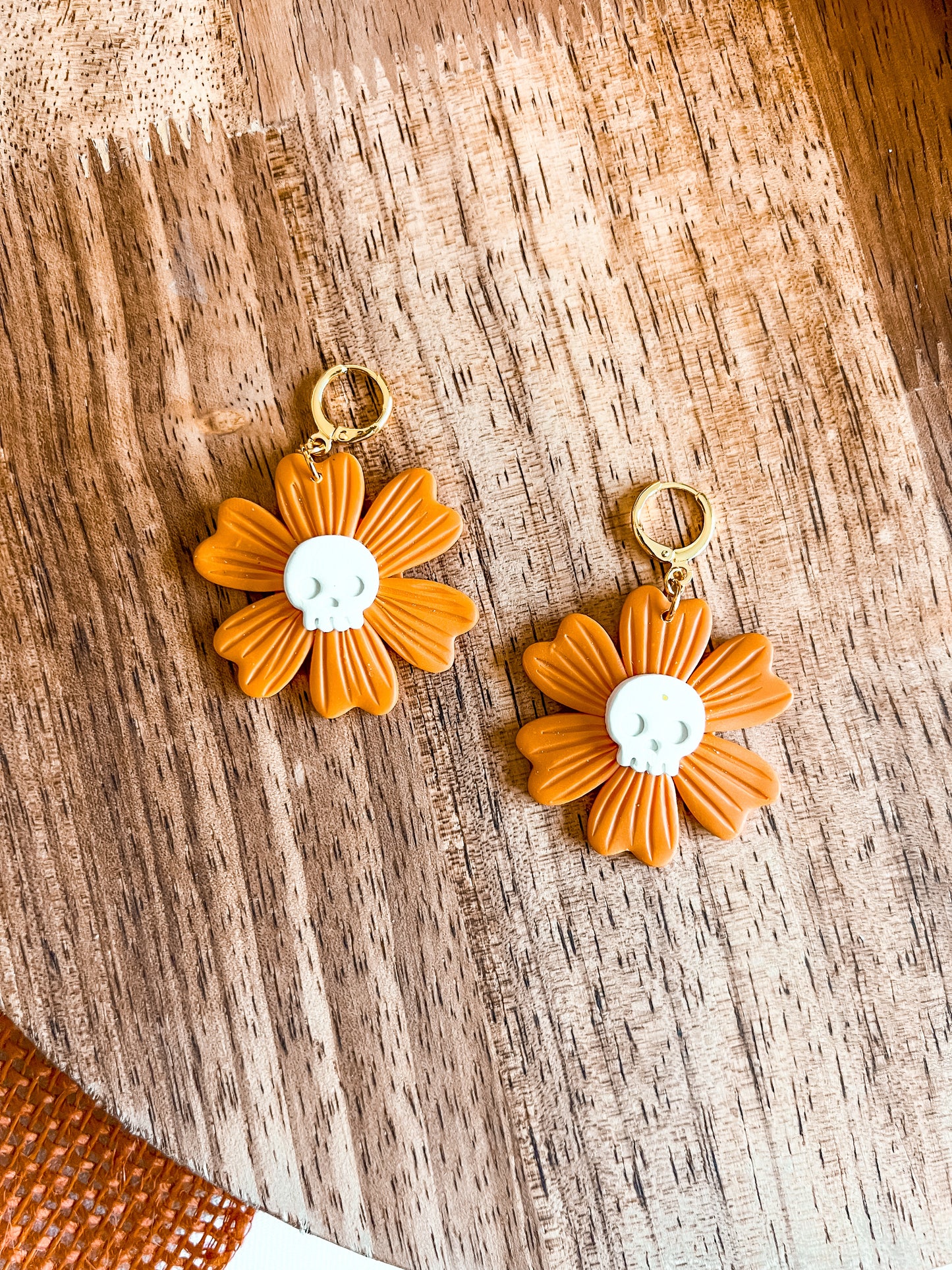 Skull Flower Huggies