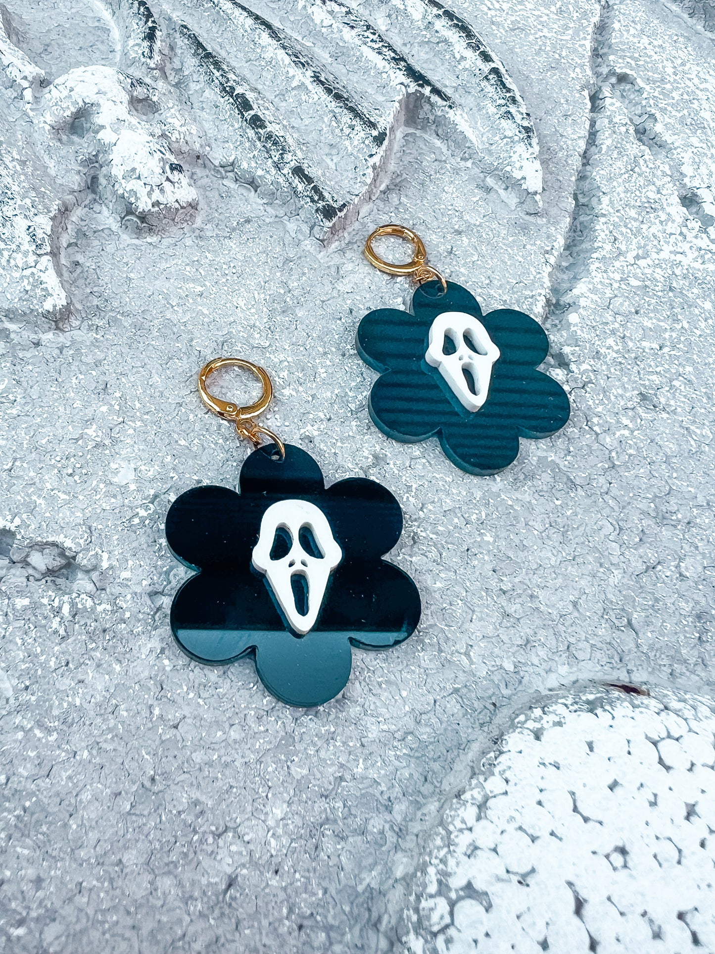 Acrylic Ghostface Flower Huggies