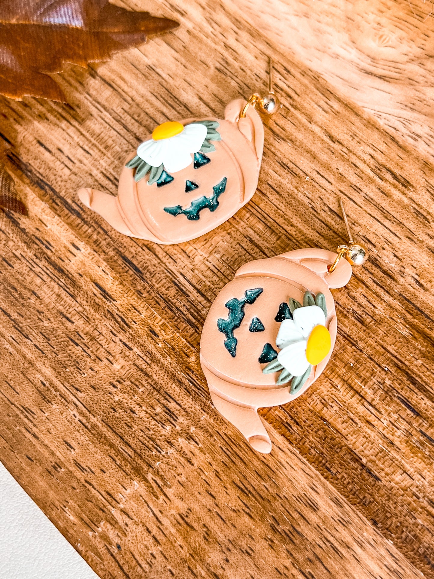 Teapot Jack-O-Lantern Dangles
