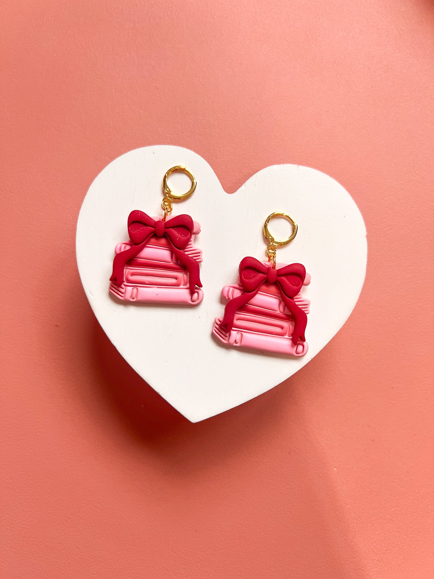 Girly Pop Book Huggies