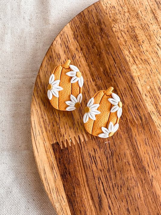 Jumbo Floral Pumpkin Studs