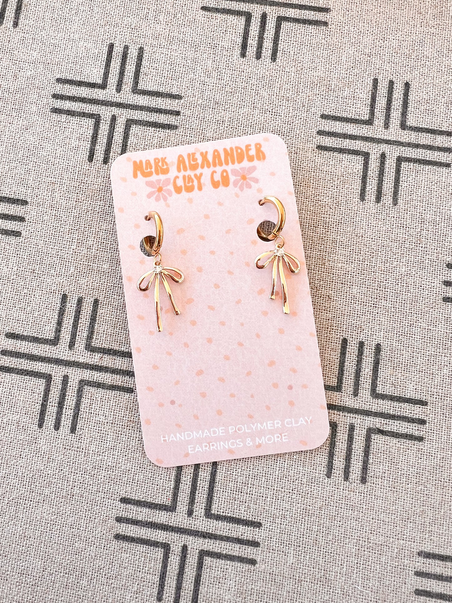 Gold Platted Mini Bow Huggies