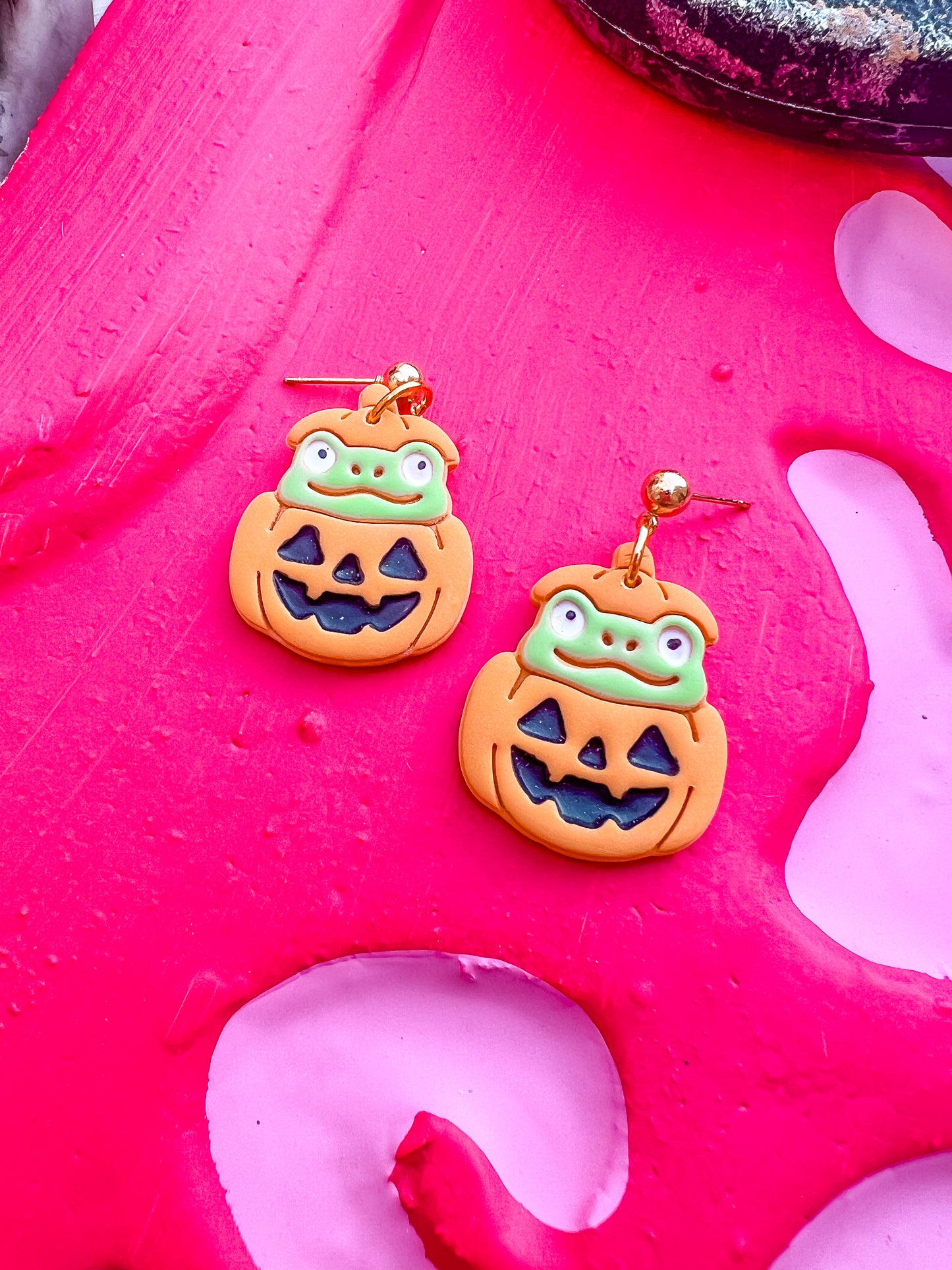 Pumpkin Frog Dangles